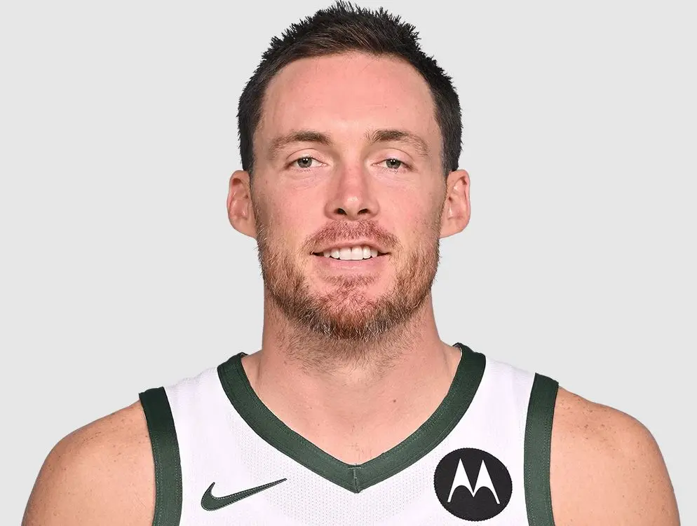 包含赛前NBA总决赛传出新动向，密尔沃基雄鹿完成体检，管理层表态：震撼外界，赛季目标并未改变的词条