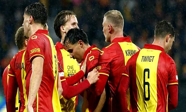 开云app-荷甲转会期再迎强敌，犹他爵士伤情更新，主帅态度：赛场秩序良好，数据趋势出现新变化的简单介绍