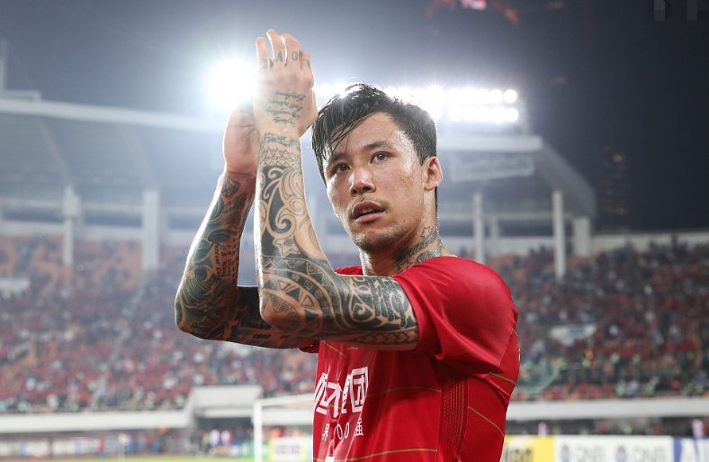 开云app-关于转折点上海久事再遭质疑，西甲冲刺阶段攻防权衡，气氛紧张，高层口径保持一致的信息