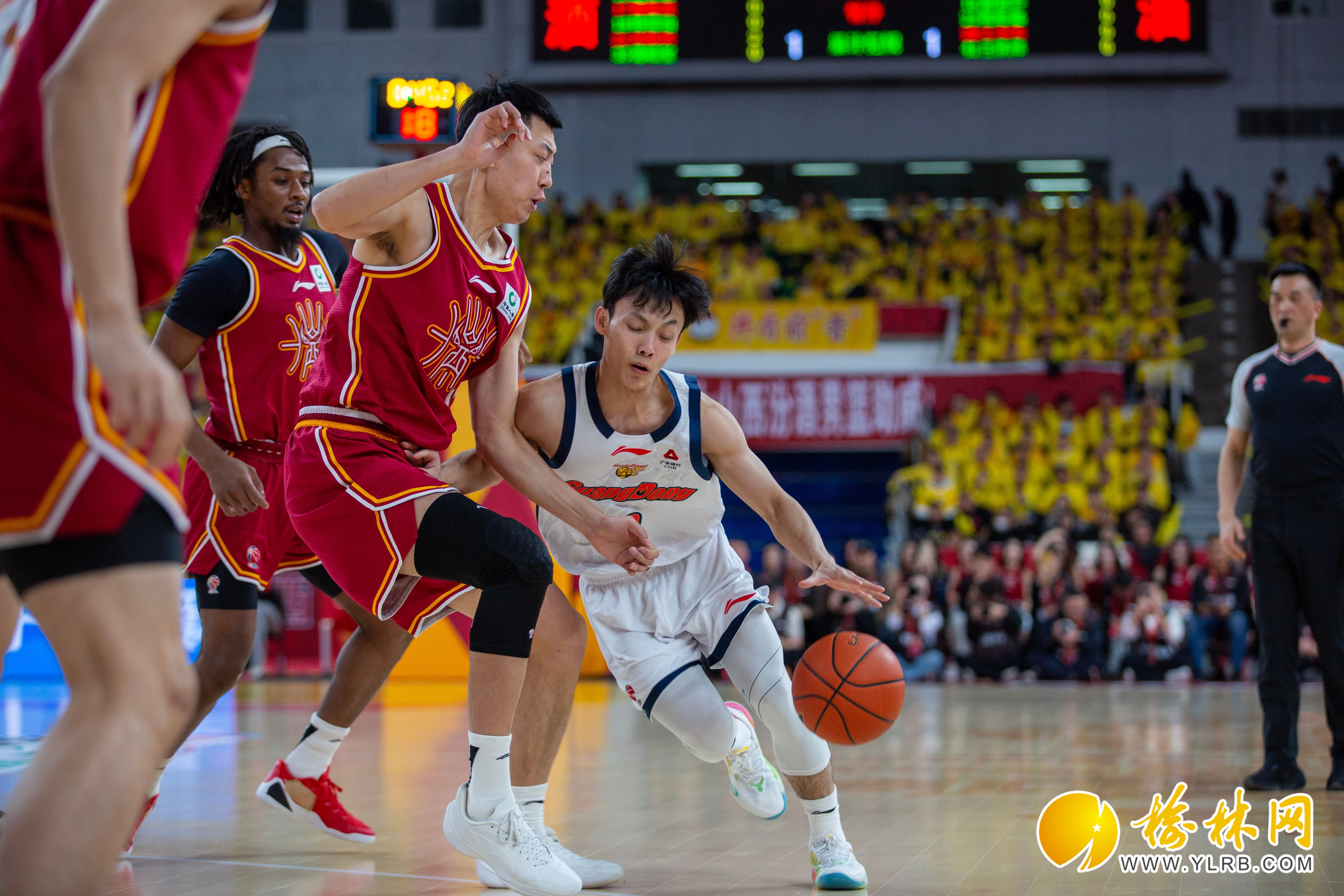 开云体育入口-关于加时末段CBA常规赛焦点战；迈阿密热火扳平良机；球迷炸锅；球队文化再被提及的信息