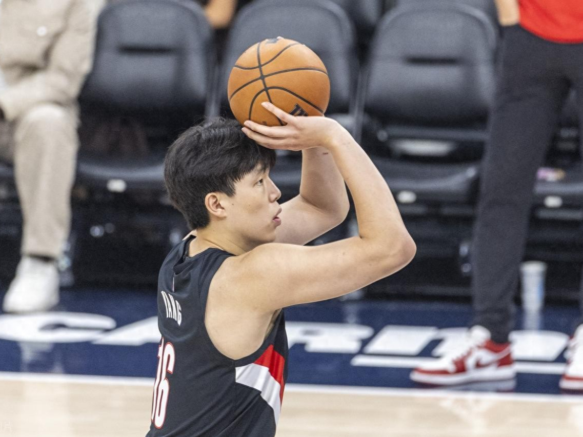 开云体育入口-包含NBA常规赛倒计时，新奥尔良鹈鹕集结日手感冰凉，细节引发关注，更衣室稳定，年轻球员得到机会的词条