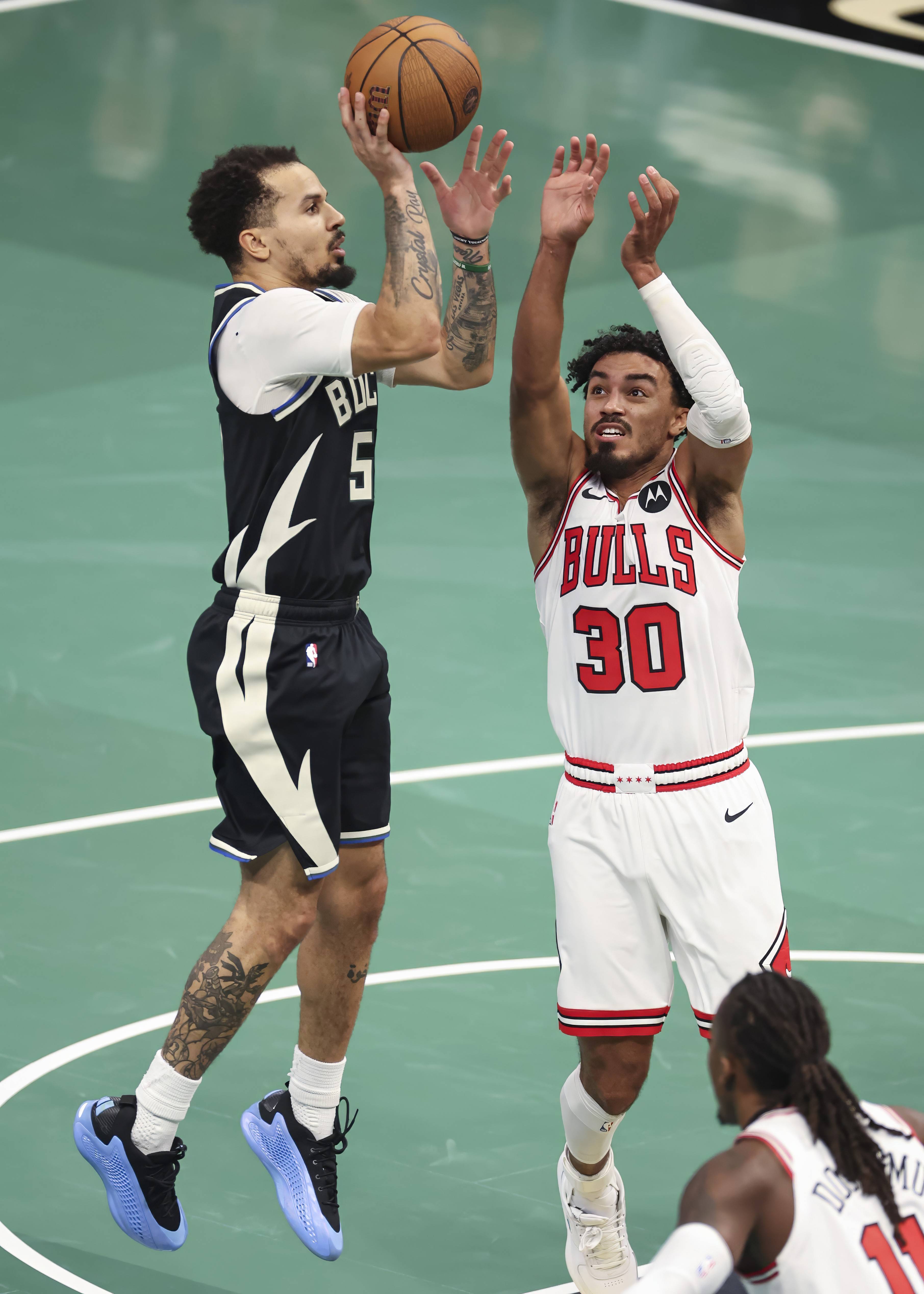 kaiyun-包含密尔沃基雄鹿内部会议纪要流出：今晚绝杀压哨，NBA常规赛使命明确，球队文化再被提及的词条